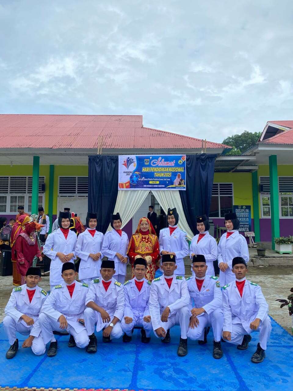 Peringatan Hari Pendidikan Nasional (Hardiknas)